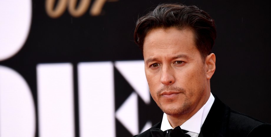 Кэри Фукунага, бонд, бондиана, режиссер, украина, война в украине, поддержка украины