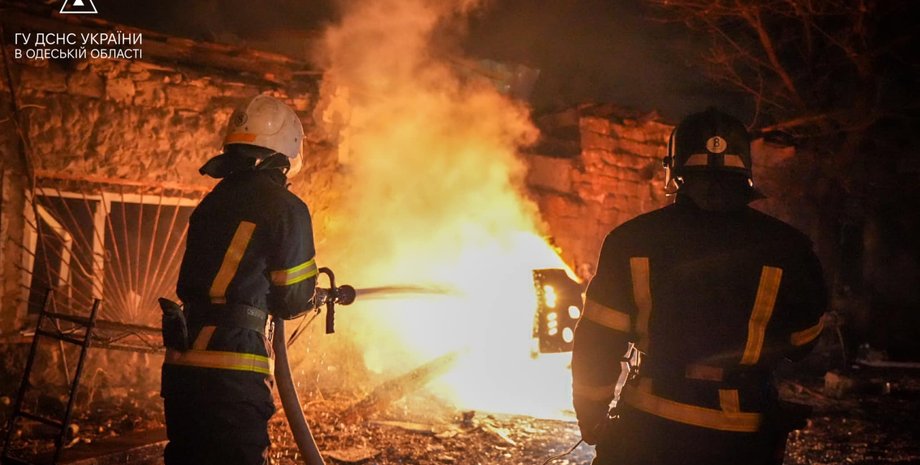 Одеса, війна, ДСНС, удар, пожежа, фото