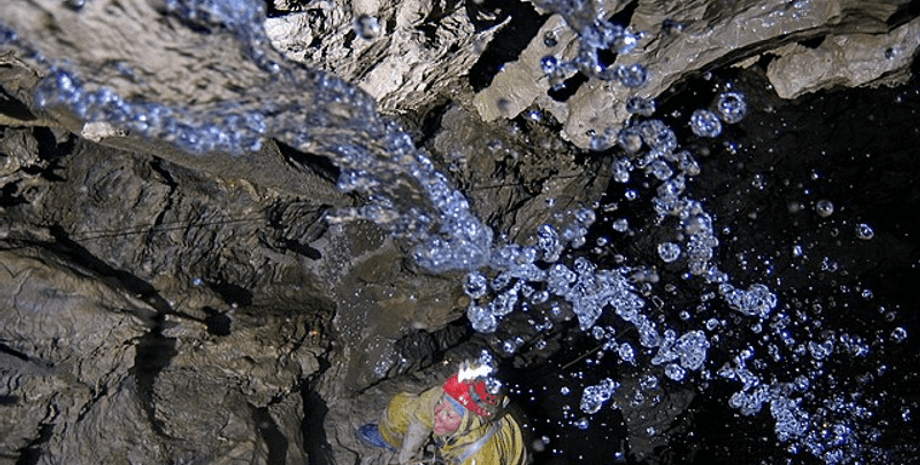 Пещера Крубера, глубокая пещера, регион Арабика, Грузия, самая глубокая пещера, украинский дайвер, пещера в Грузии, Черное море, сепаратисты, геология, исследование, глубина, Статуя Свободы, горы