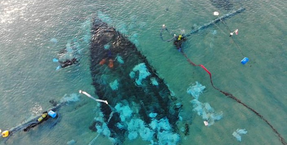грузовое судно, вода, ученые, фото