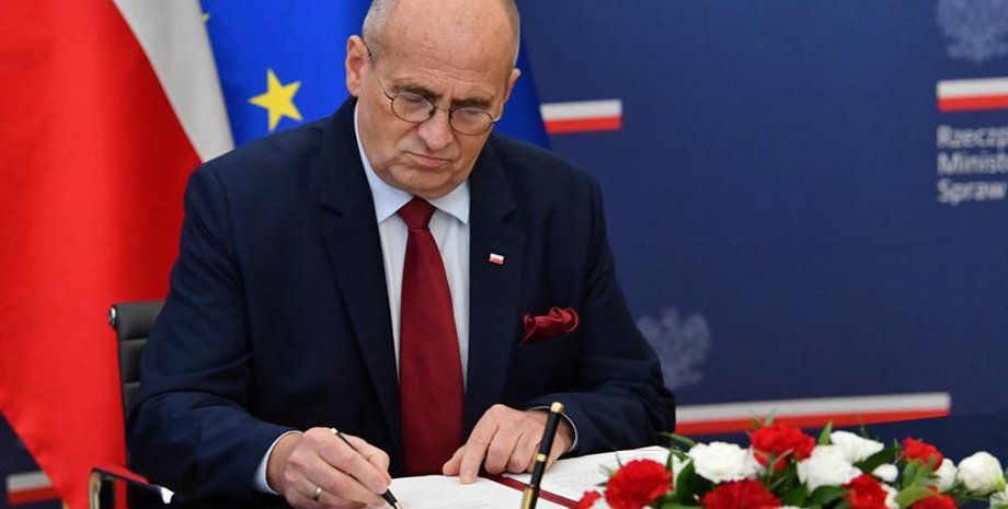 Збигнев Рау, мид польши, мид польши Збигнев Рау, министр иностранных дел польши Збигнев Рау