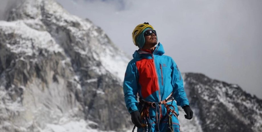 Еверест, Джомолунгма, Чжан Хун, рекордсмен Чжан Хун на Евересті