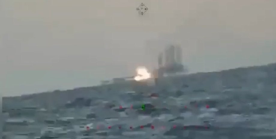 Удар СБУ по вишках Бойка, удар дронів СБУ, морські дрони СБУ, атака на об'єкт РФ, атака Чорне море