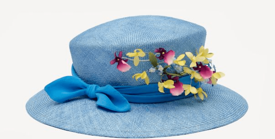 Руслан Багинский, дизайнер Руслан Багинский подарил шляпу королеве, королевские шляпы