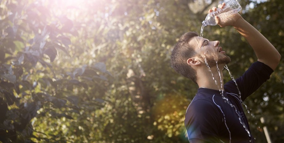 Погода в Украине будет жаркой, температура поднимется до 35 градусов, но будет дождь в ряде регионов, предупредил Укргидрометцентр