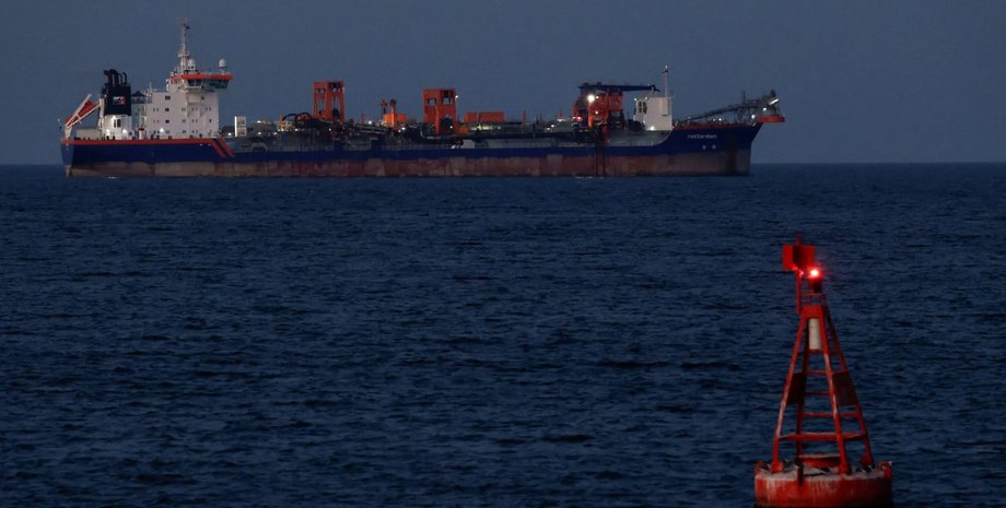 США дозволили продаж іранської нафти Скотт Бессент 140 млн барелів іранської нафти