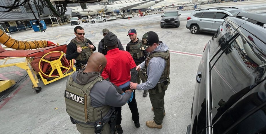 Мигранты США, депортация мигрантов, Трамп о мигрантах, Трамп о нелегалах, Трамп кого депортируют, план депортации из США