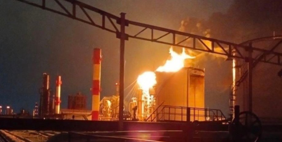 Атаки на військові об'єкти в РФ