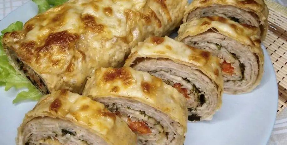 Рулет із куркою, яблуком та чорносливом, рулет з куркою, рулет з лаваша