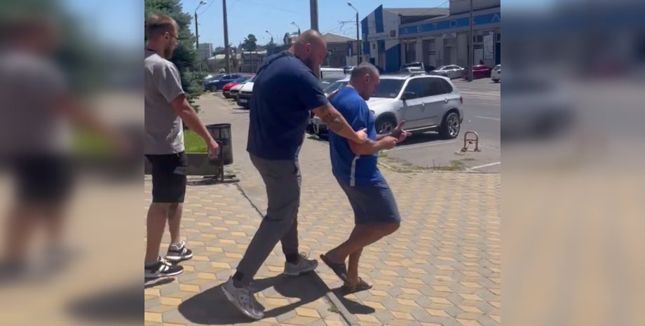 Фітнес-тренер вирушив із залу одразу до ТЦК