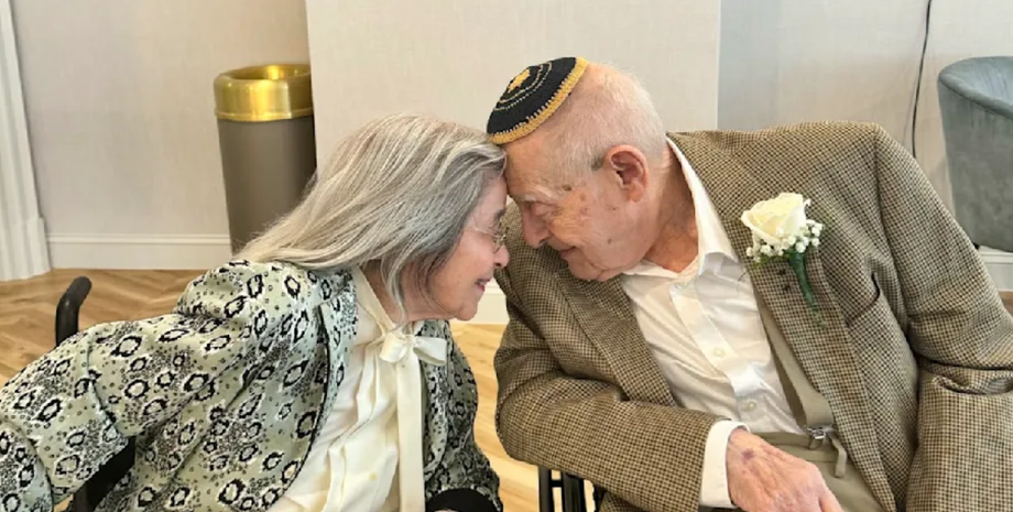 Долгожители вступили в брак, женитьба, вечеринки, курьезы, США, интересные события, любовь, отношения в зрелом возрасте