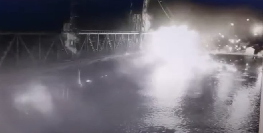 Міст, Затока, дрон, вибух