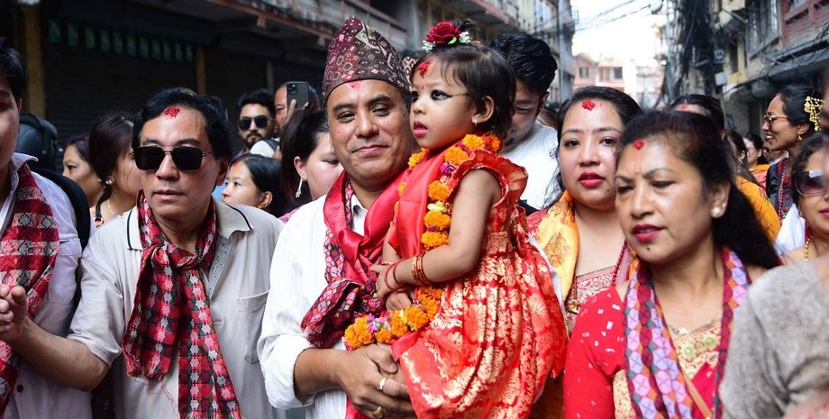 живу богиню кумарі було обрано в непалі