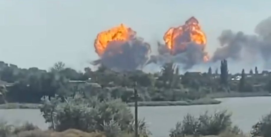 Взрывы в Крыму, Крым взрывы, взрывы в Новофедоровке, удар по авиабазе в Крыму