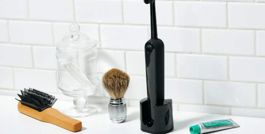 Детектив розповів, як зубна щітка допомогла викрити зрадника