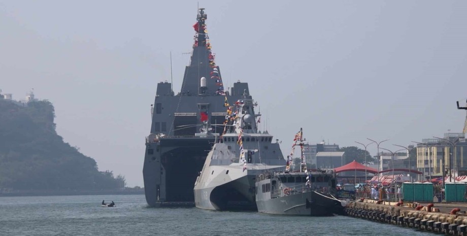 военные корабли ВМС Тайваня