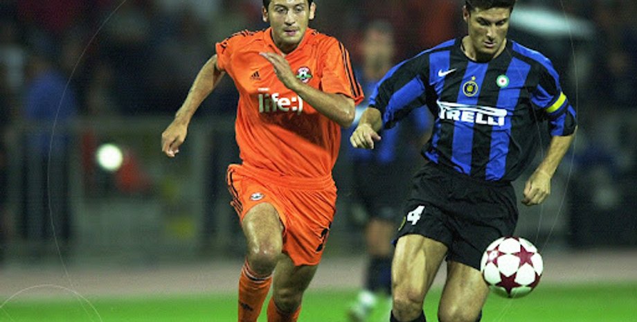 Алексей Белик и Хавьер Занетти матч Шахтер - Интер