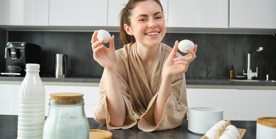 Куриные яйца