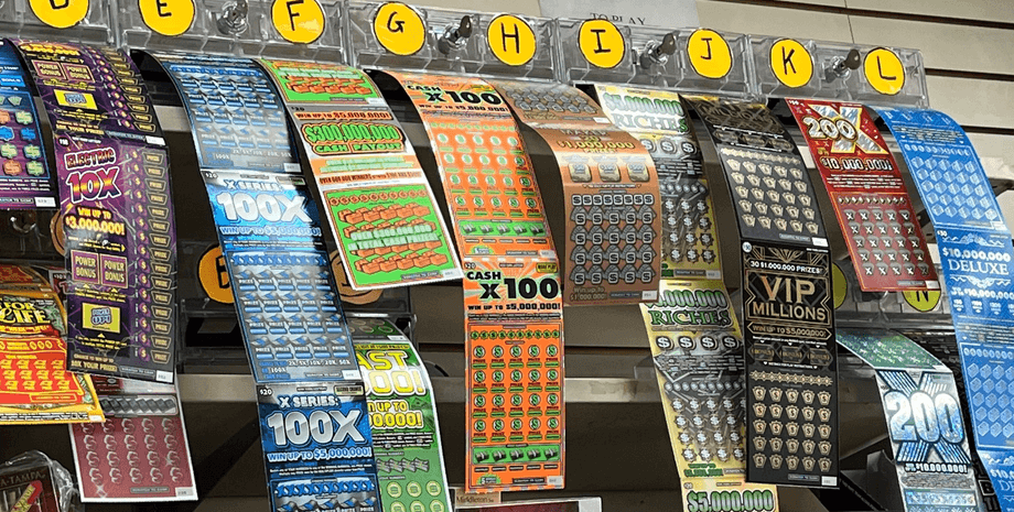 Лотерейный билет, победа в лотерее, сорвал джекпот, стал миллионером, как выбрать лотерейный билет, как выиграть в лотерею