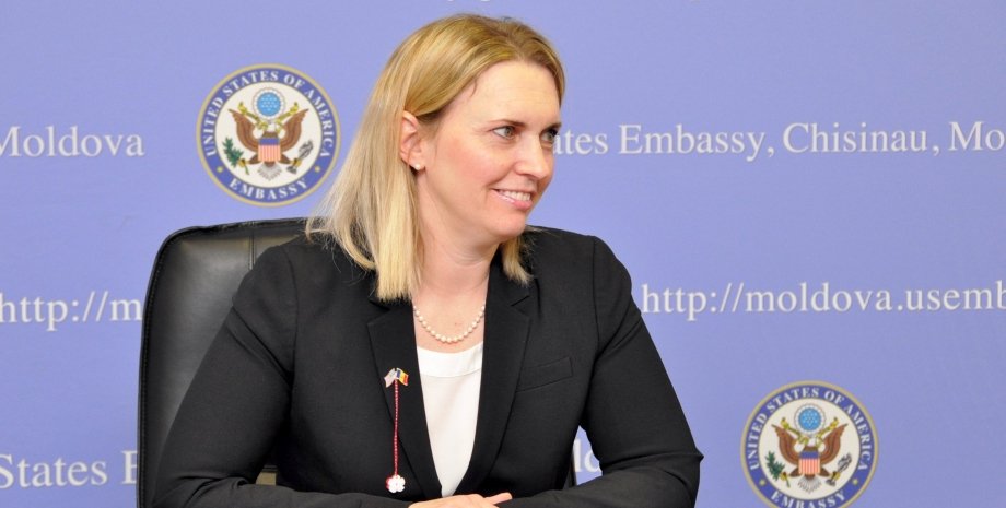 Бріджит Брінк, посол США в Україні