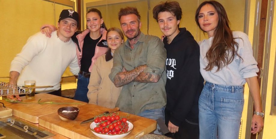 Девід і Вікторія Бекхем діти, Бруклін Бекхем і Нікола Пельтц, Вікторія Бекхем діти, Ромео Бекхем, Круз Бекхем