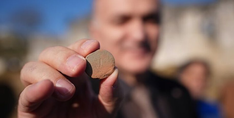 Прусиас-ад-Гипиум, раскопки, Турция, находка, театр, археологи, археология, город, культура, история, римляне, артефакты, античность