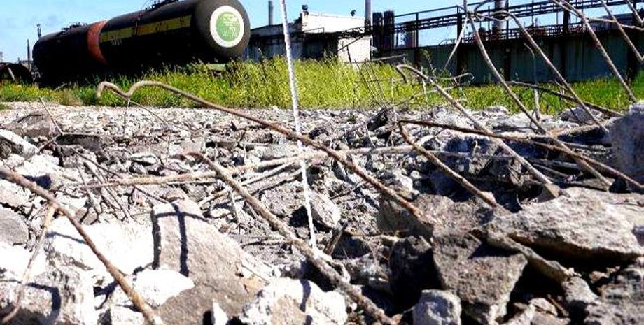 Разрушения на Авдеевском коксохиме / Фото: СЦКК