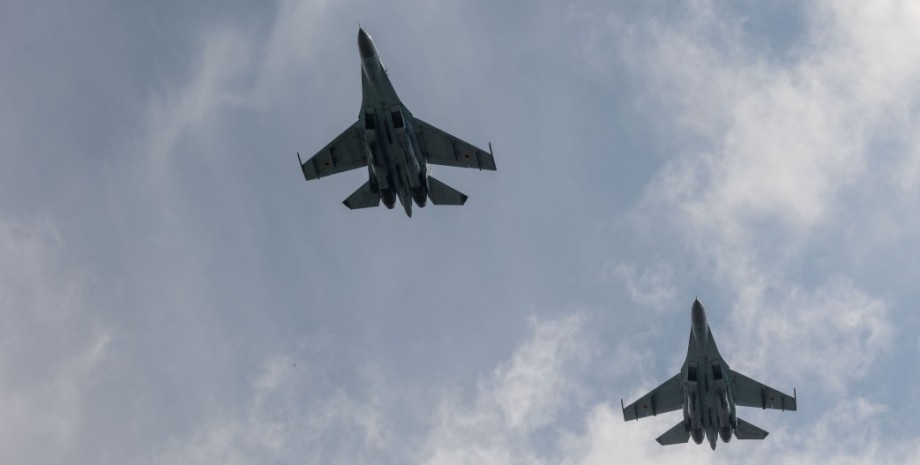 Истребители F-16 / архивное фото Украинские истребители