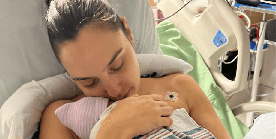 Ґаль Ґадот стала мамою, Ґаль Ґадот народила, диво-жінка Ґаль Ґадот, ярон версано, народження дитини, орі