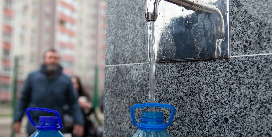 Через загрозу атак на Київ киянам радять запастися водою