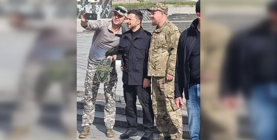 Президент України Володимир Зеленський, Володимир Зеленський 7 травня, Зеленський Київ, Зеленський фото, Зеленський селфі Київ