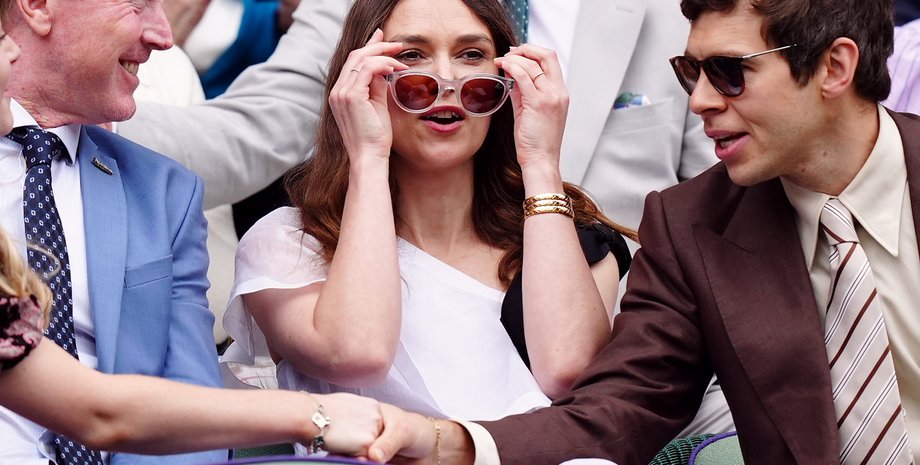 Марк Вудфорд, Кира Найтли, Джеймс Райтон