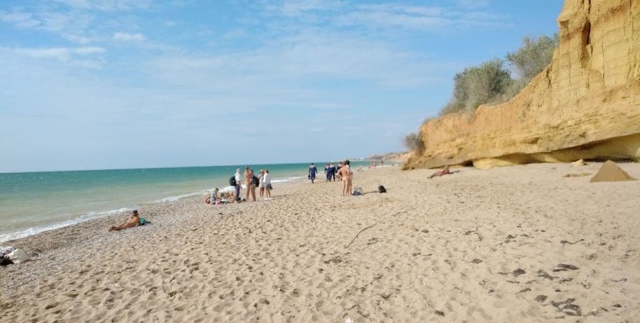 новости донетчины, дезертиры РФ, мариуполь, петро андрющенко, пляж, отдыхающие