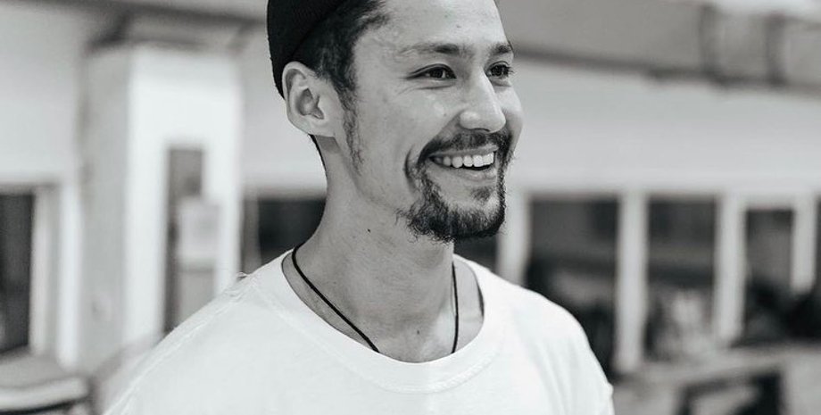 паша ли, украинский актер, погиб украинский актер, битва за ирпень, ирпень, пуля снайпера