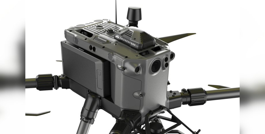 Прилад DroneSense на дроні DroneSense, дрон, DJI
