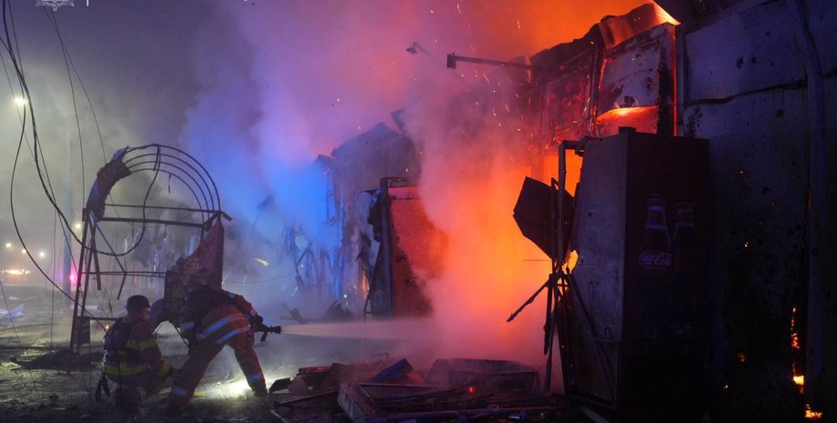 Последствия удара ВС РФ по Запорожью вечером 20 ноября