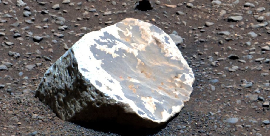 камінь Марс