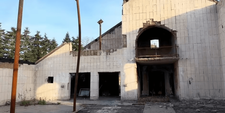 деревня-призрак, ФРГ, городской исследователь Блогер посетил заброшенное село-призрак в Германии: там до сих пор живут люди (видео)