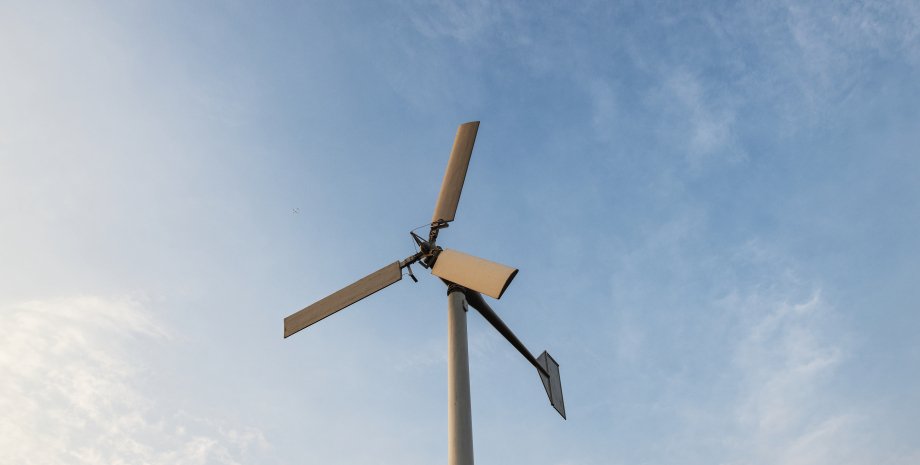 Ветряная турбина Ветряная турбина, ветрогенератор, фото