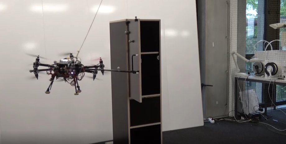 Дрон, БПЛА, безпілотник