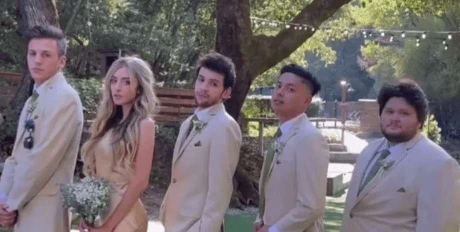 Дівчина стала шафером нареченого, подружка нареченого, незвичайне весілля, команда нареченого, соцмережі, вірусне відео, шафери, подруга нареченого і нареченої