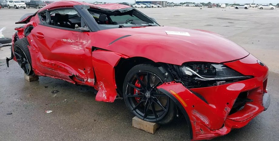 биток Toyota Supra