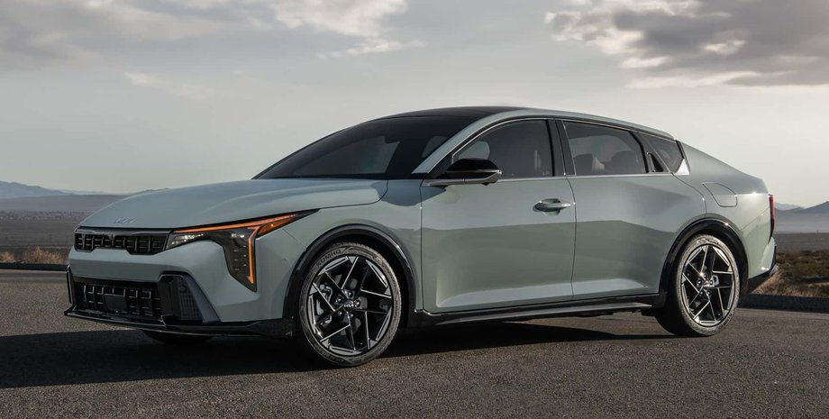 Kia K4, новый Kia K4, седан Kia, Kia K4 2024, Kia Cerato