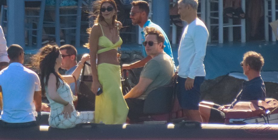 Ілон Маск, Сара Штаудінгер, міконос, дівчина ілон маска, нова дівчина маска, Арі Емануель