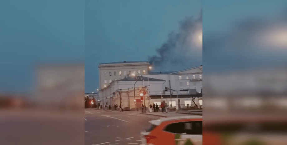 пожежа, дим, міноборони рф, міноборони росії, горить будівля
