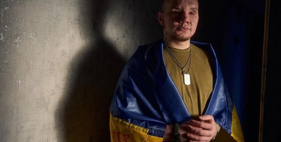 Ещенко, раненый, военный