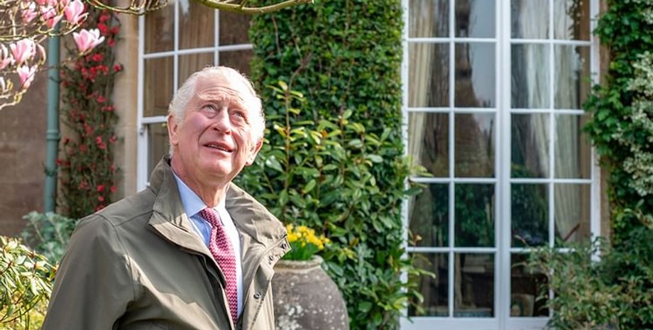 Король Чарльз, модная фотосессия, Harper's Bazaar, Хайгроув, первая модная фотосессия в частно королевской резиденции, сады хайгроув