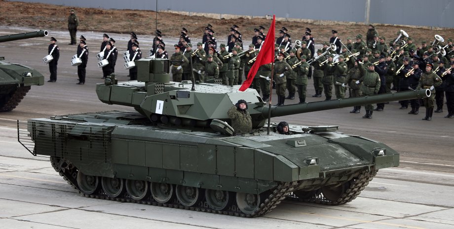 Танк T-14 "Армата" на параде