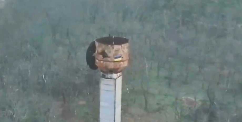 прапор України, український прапор, водонапірна вежа, Херсонщина, Кринки