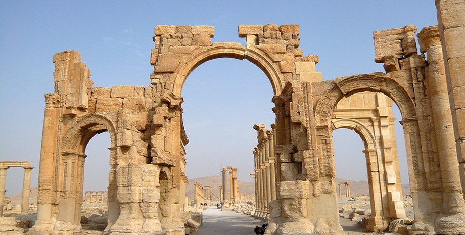 Триумфальная арка Пальмиры до разрушения / Фото: Sandra Auger/Reuters